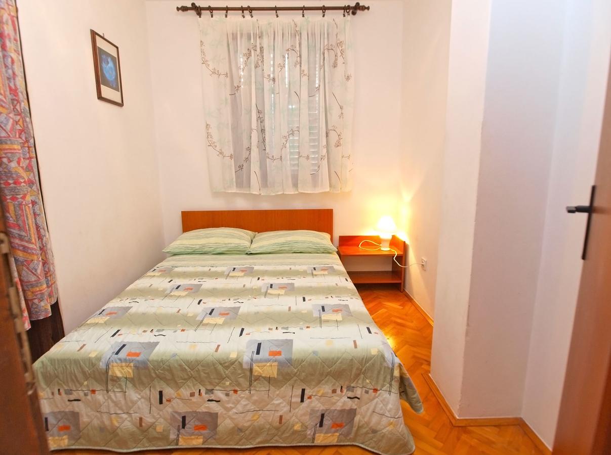 Apartments Ivan 41 พูลา ภายนอก รูปภาพ