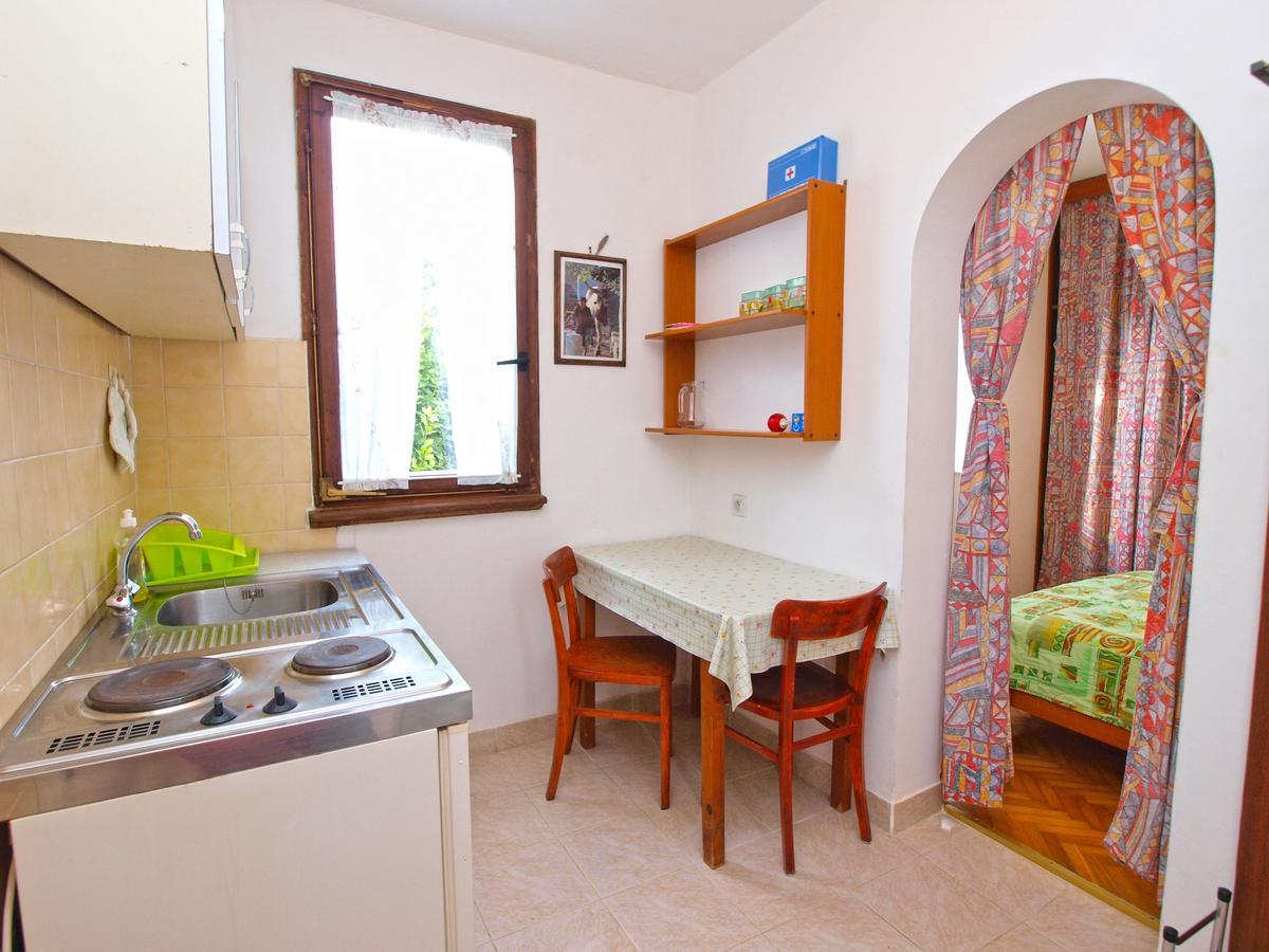 Apartments Ivan 41 พูลา ภายนอก รูปภาพ