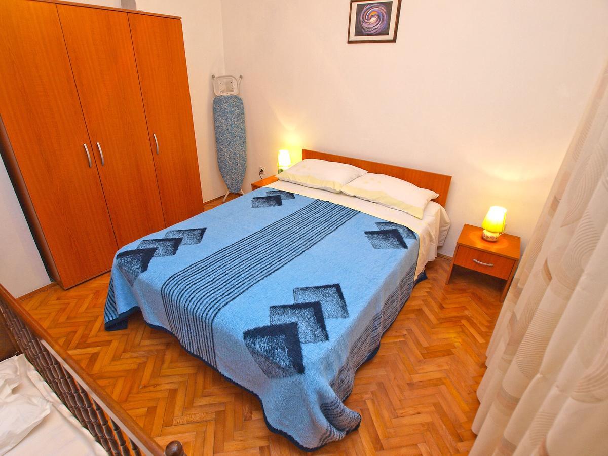 Apartments Ivan 41 พูลา ภายนอก รูปภาพ